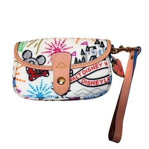2010 NWOT Dooney & Bourke Disney Sketch Wristlet Pouch Bought @ DW never used